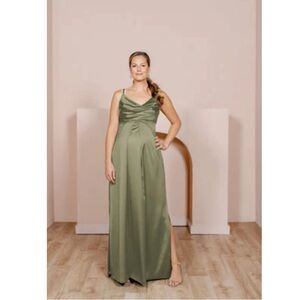 Revelry Skye Maternity dress in Moss